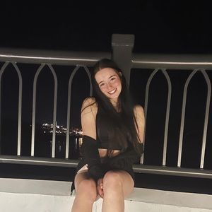 Meet your Posher, Paige